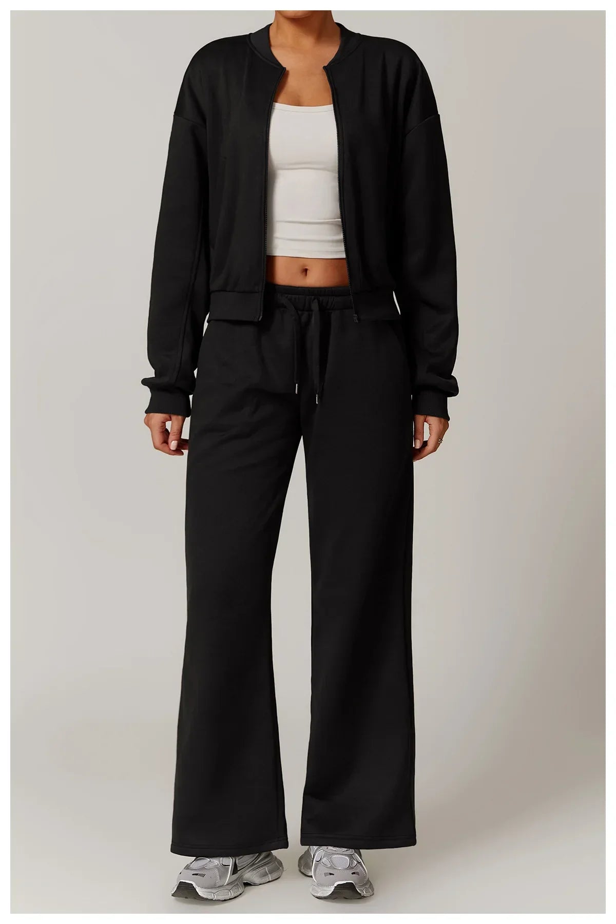 Luźna dresowa kurtka z zamkiem błyskawicznym i długim rękawem