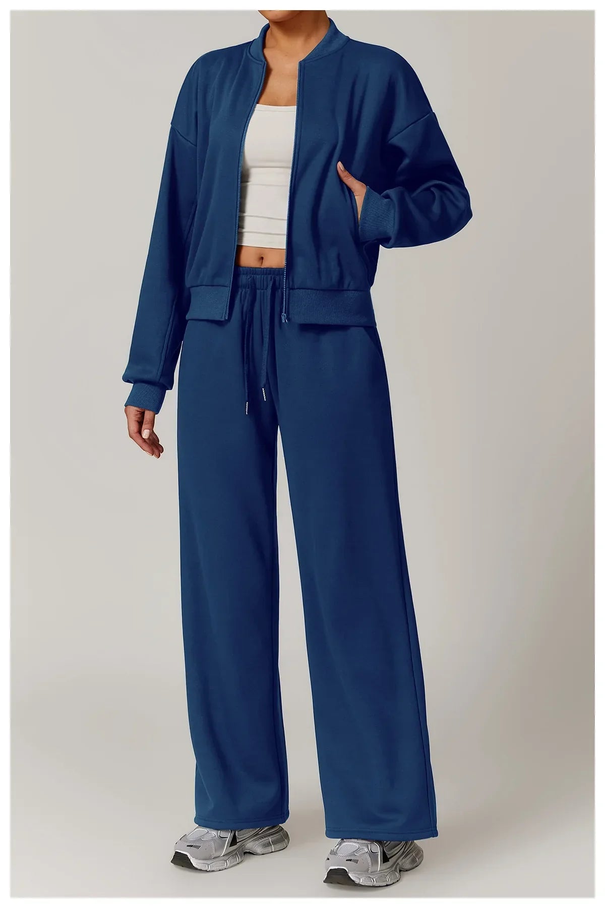 Luźna dresowa kurtka z zamkiem błyskawicznym i długim rękawem