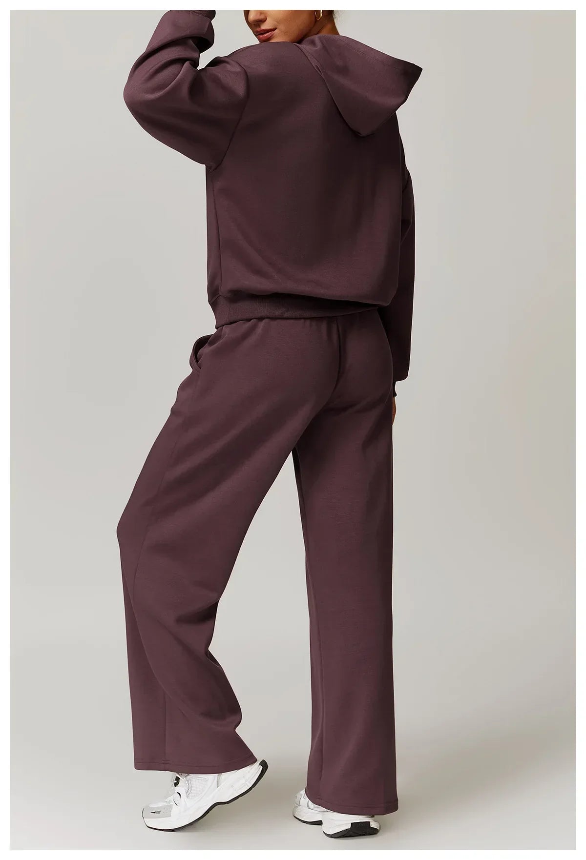 Długo rękawowa kurtka na zewnątrz