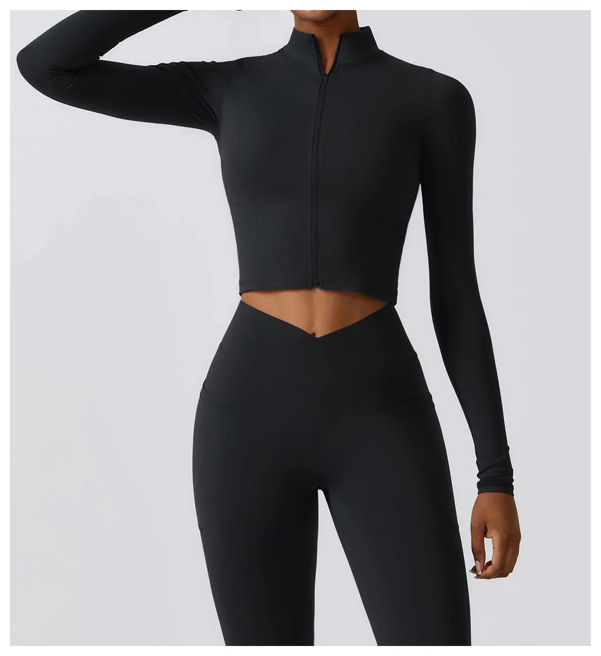 Damska kurtka z długim rękawem i zamkiem błyskawicznym