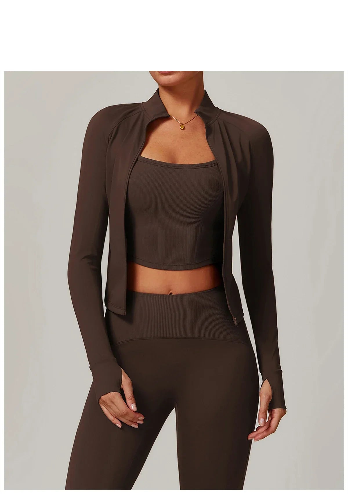 Smukła, wiatroszczelna kurtka sportowa z długim rękawem