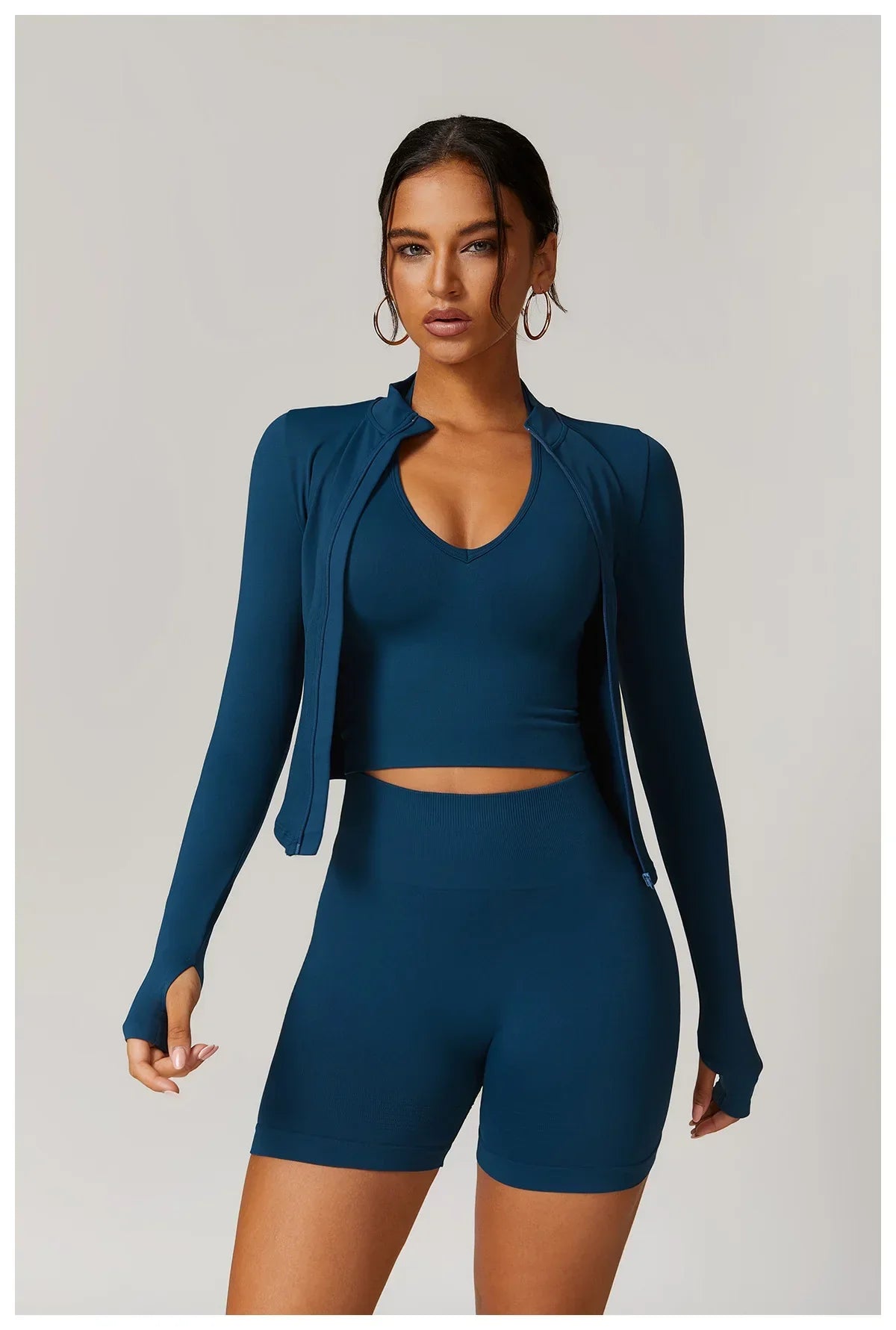 Bezszwowa kurtka z długimi rękawami i zamkiem