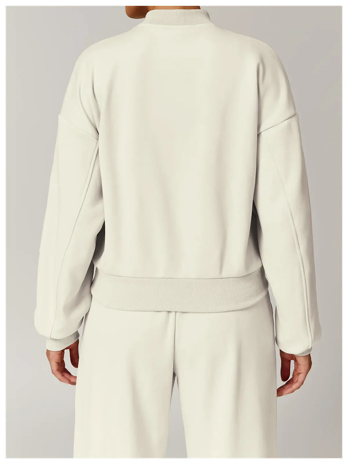 Luźna dresowa kurtka z zamkiem błyskawicznym i długim rękawem