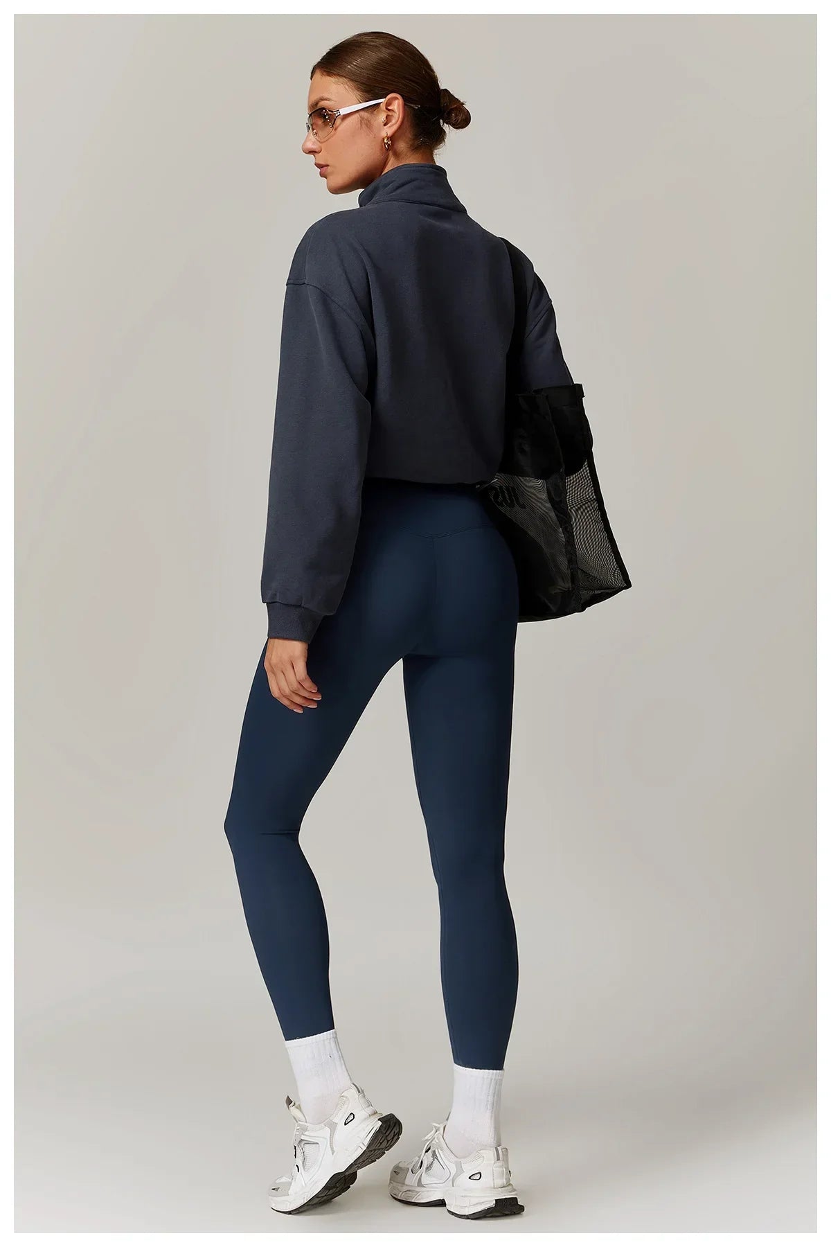 Luźna Kurtka z Zewnętrznym Zipperem