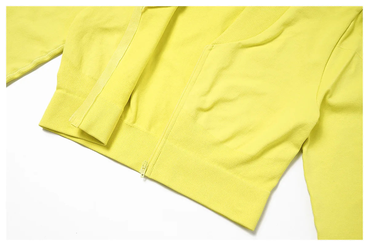 Kurtka sportowa damska z długim rękawem