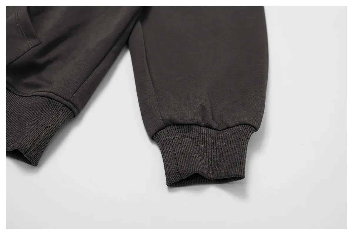 Długo rękawowa kurtka na zewnątrz