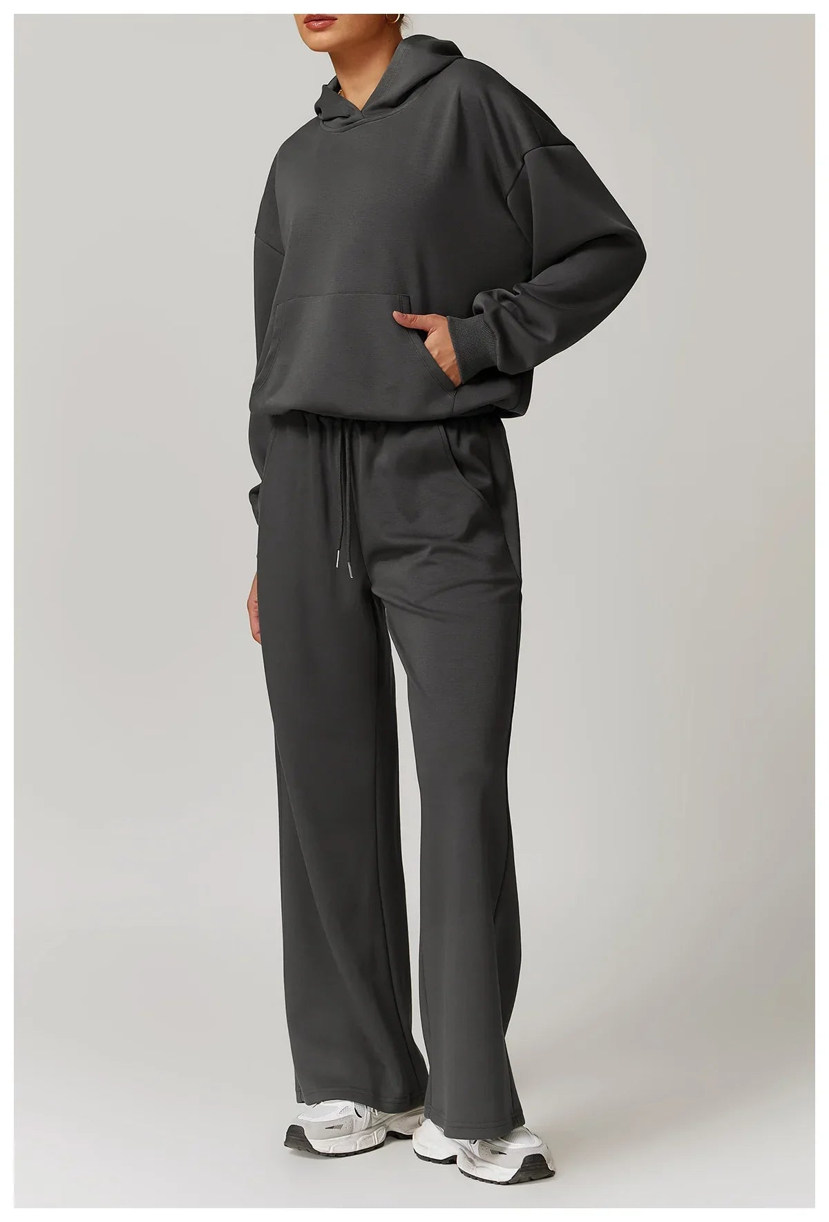 Długo rękawowa kurtka na zewnątrz