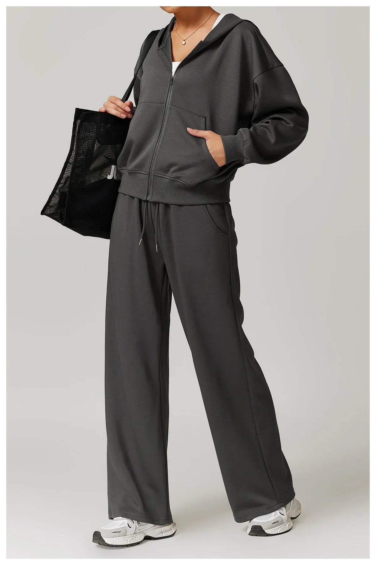 Wytrzymała Luźna Bluza z Kapturem i Długimi Rękawami