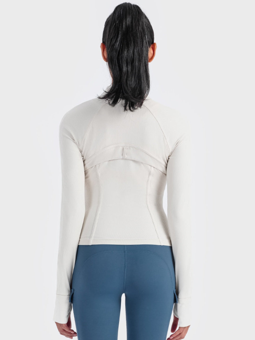 Długo rękawowa kurtka sportowa z zamkiem