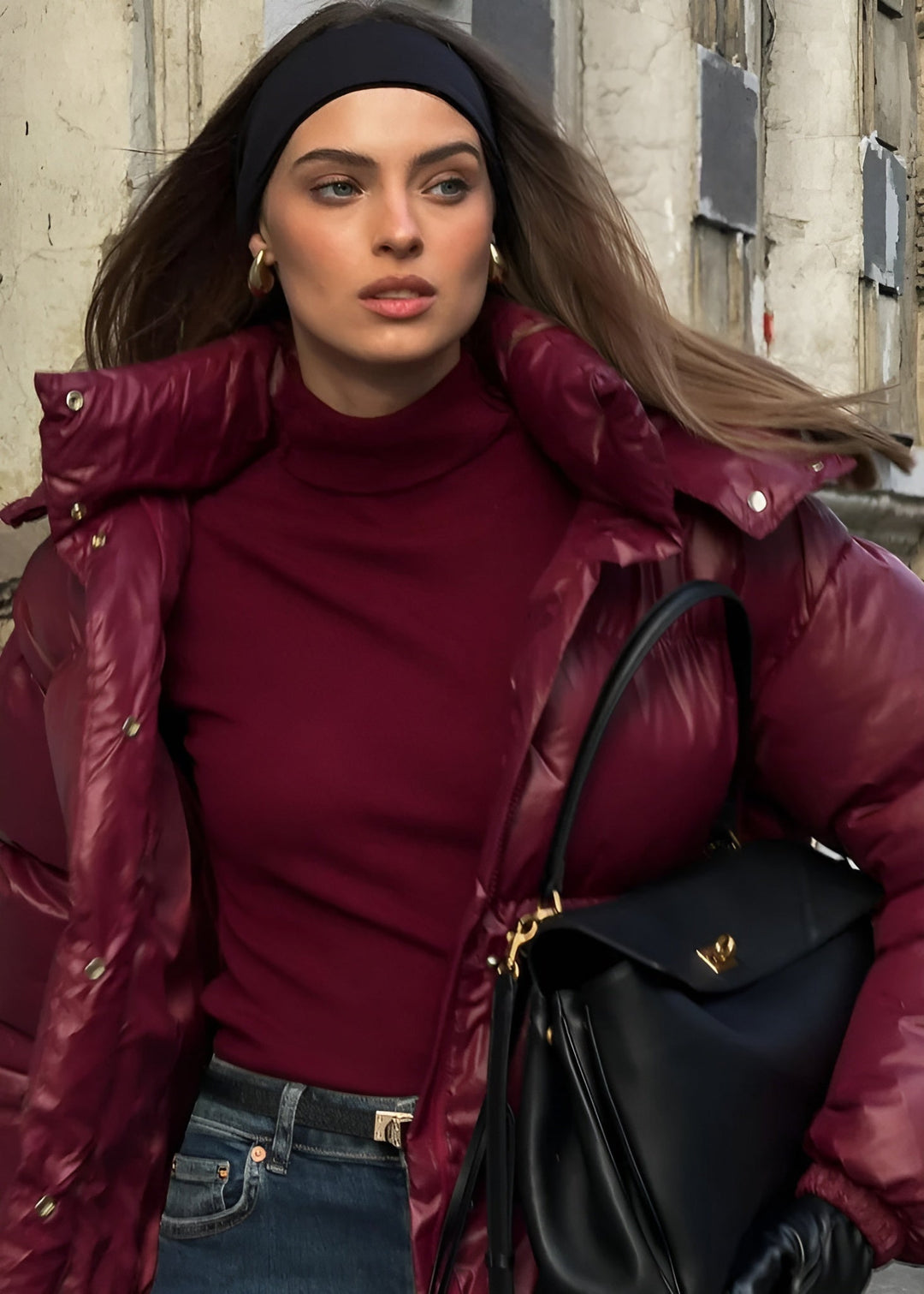 Wendy - Elegancka w Czerwonym Bordeaux