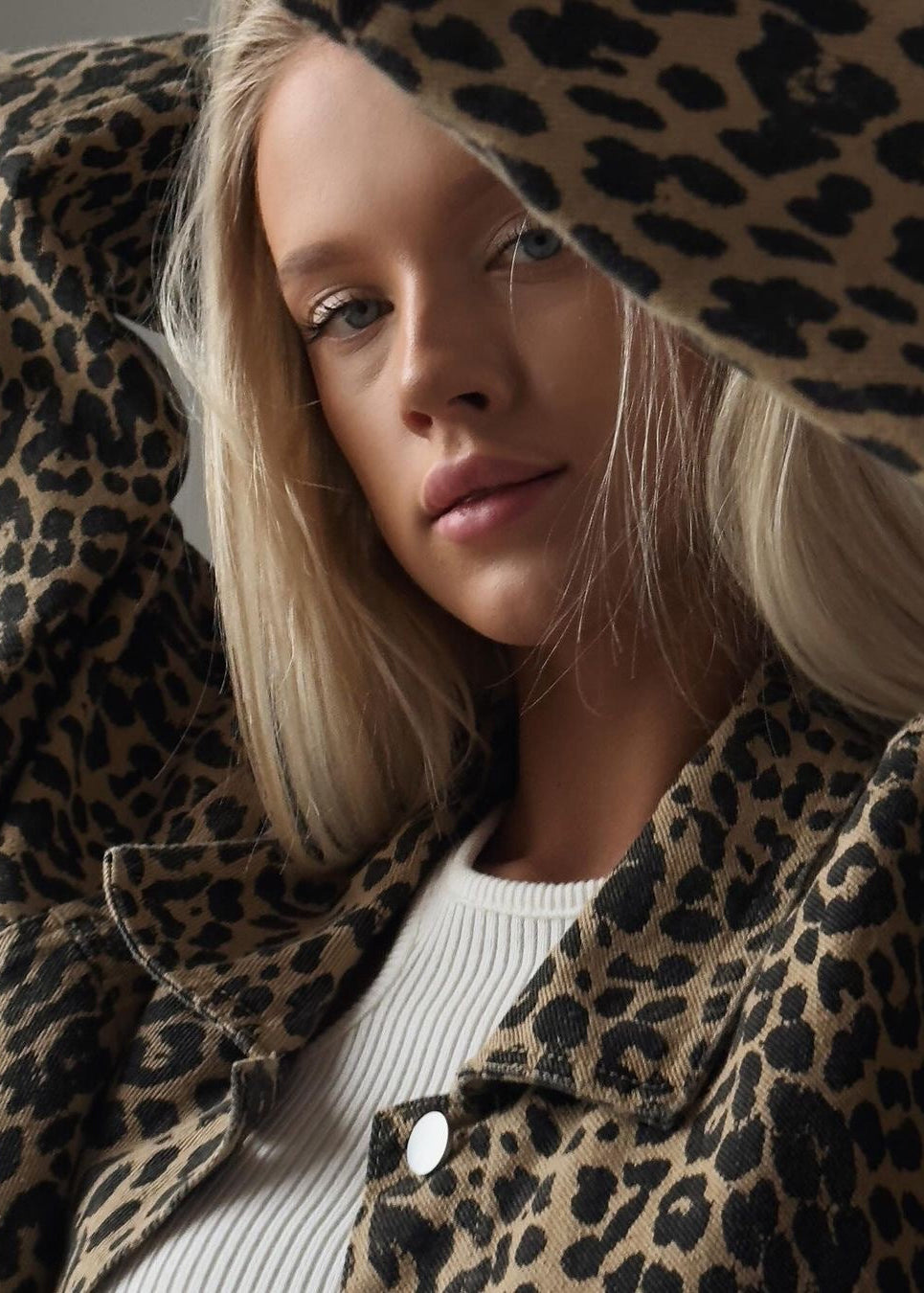 Sarah - Modna Leopardzia Shacket