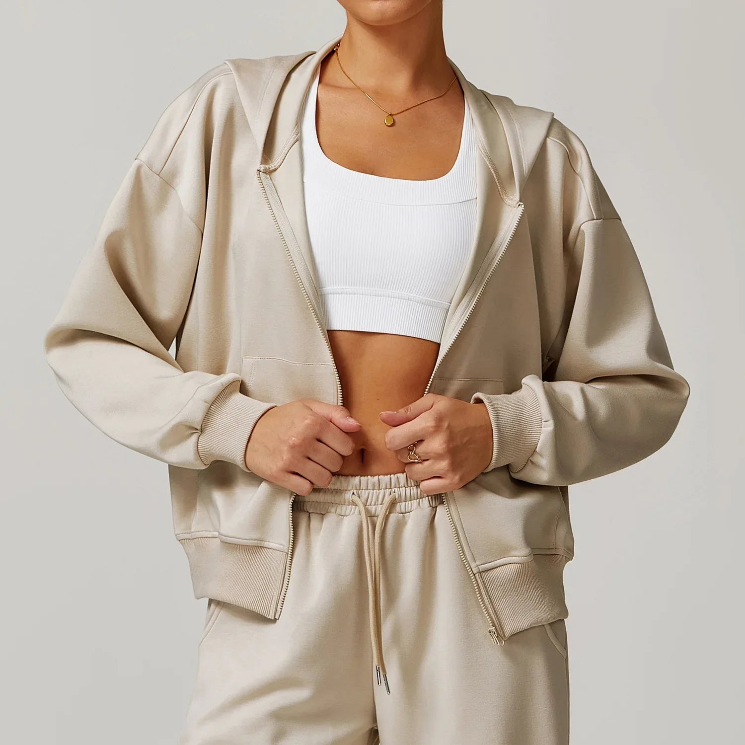 Wytrzymała Luźna Bluza z Kapturem i Długimi Rękawami