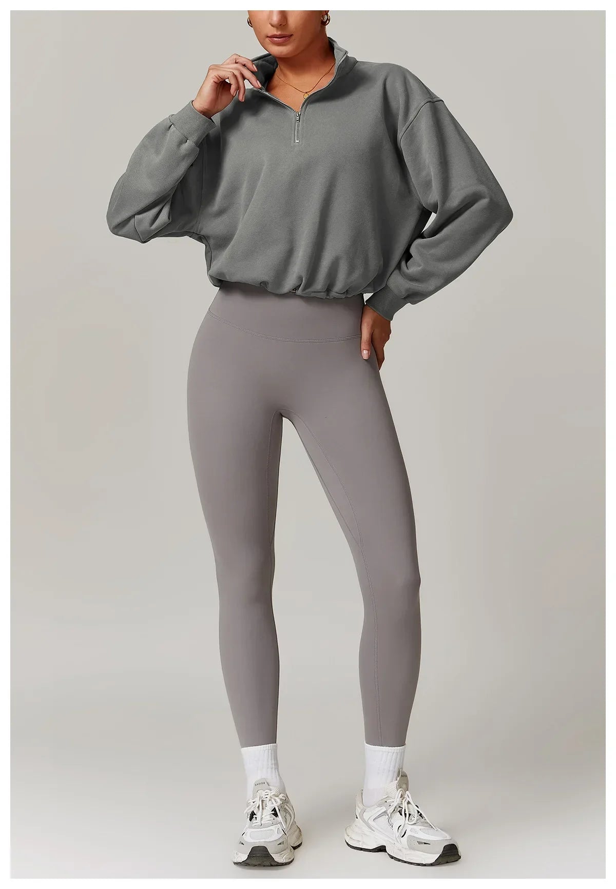 Luźna Kurtka z Zewnętrznym Zipperem