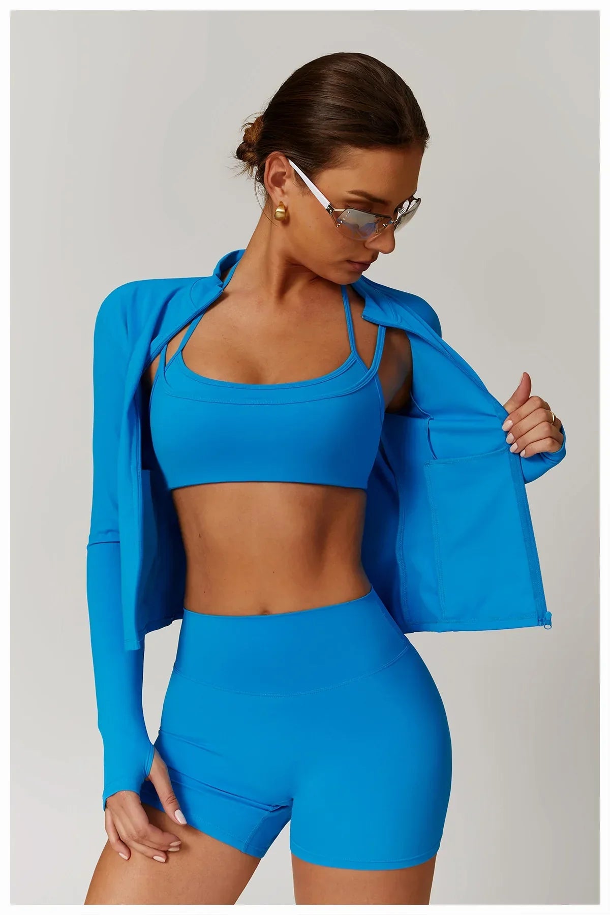 Smukła kurtka sportowa z długim rękawem do użytku na zewnątrz