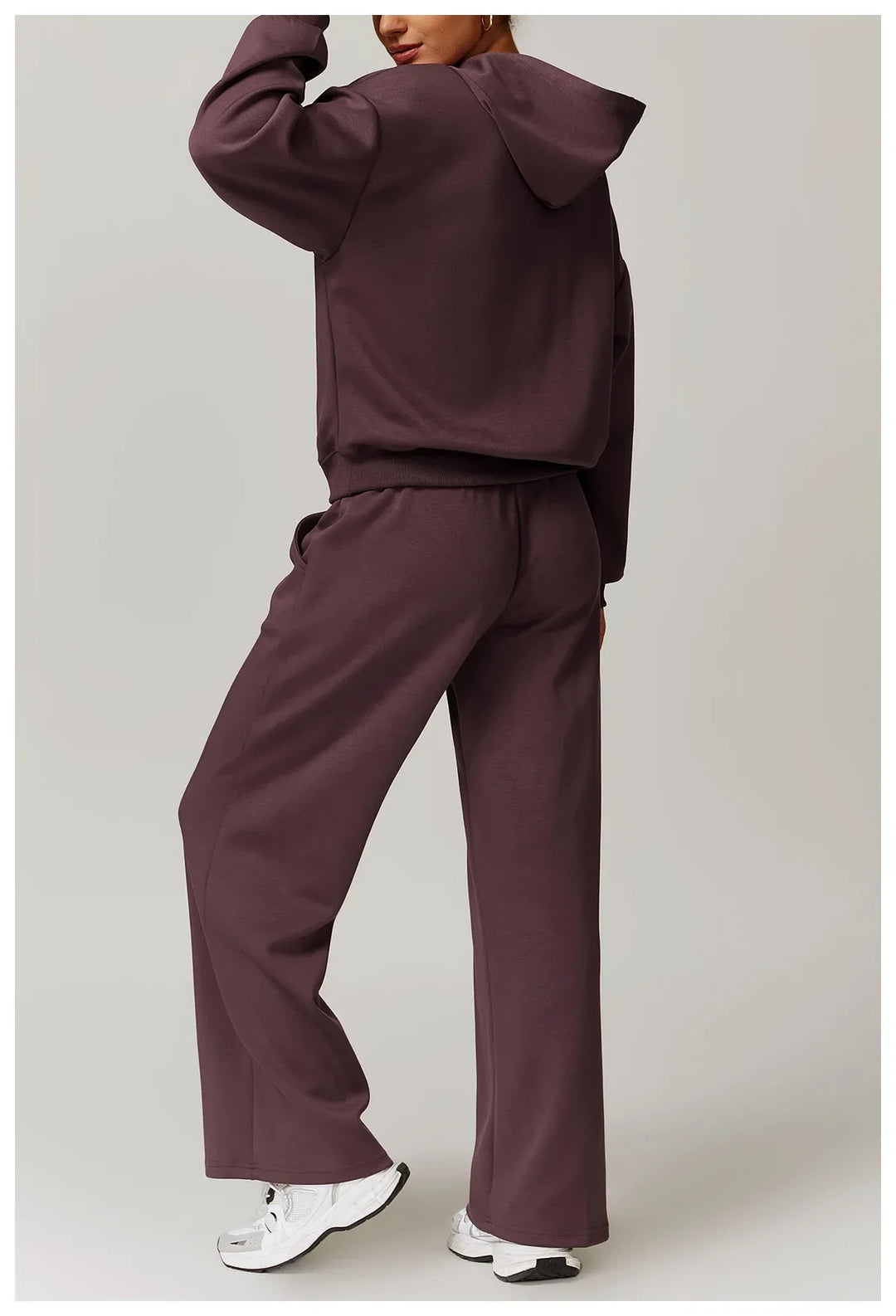 Długo rękawowa kurtka na zewnątrz