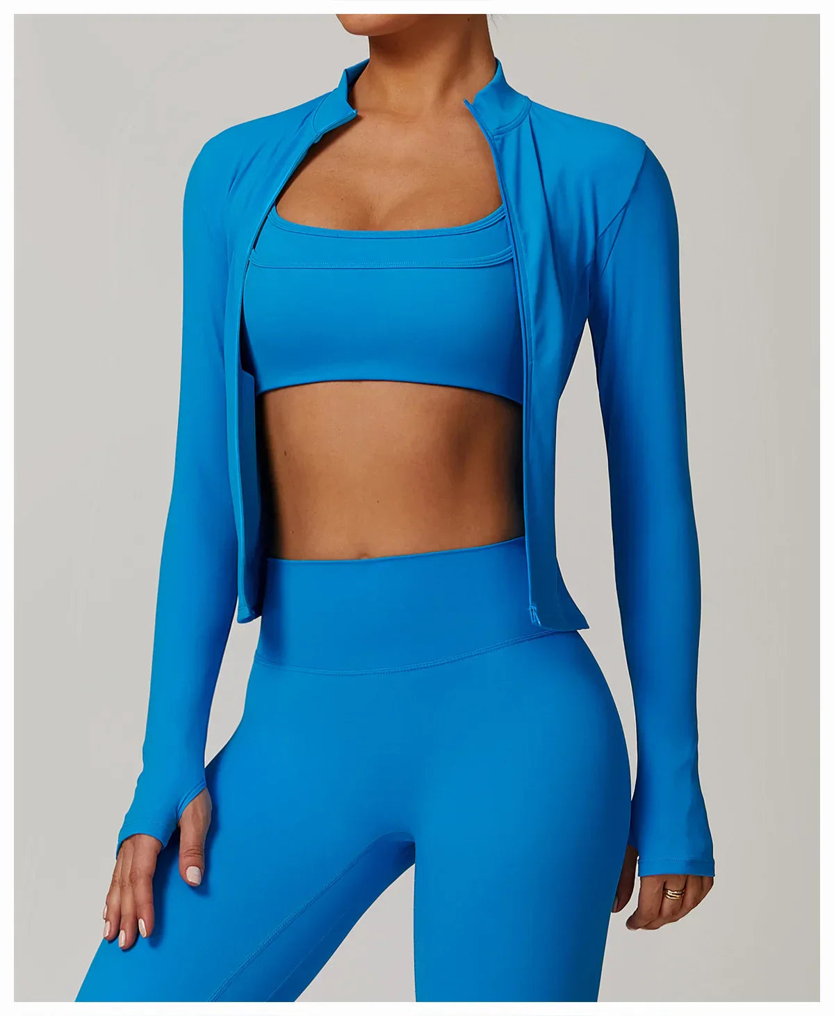 Smukła kurtka sportowa z długim rękawem do użytku na zewnątrz