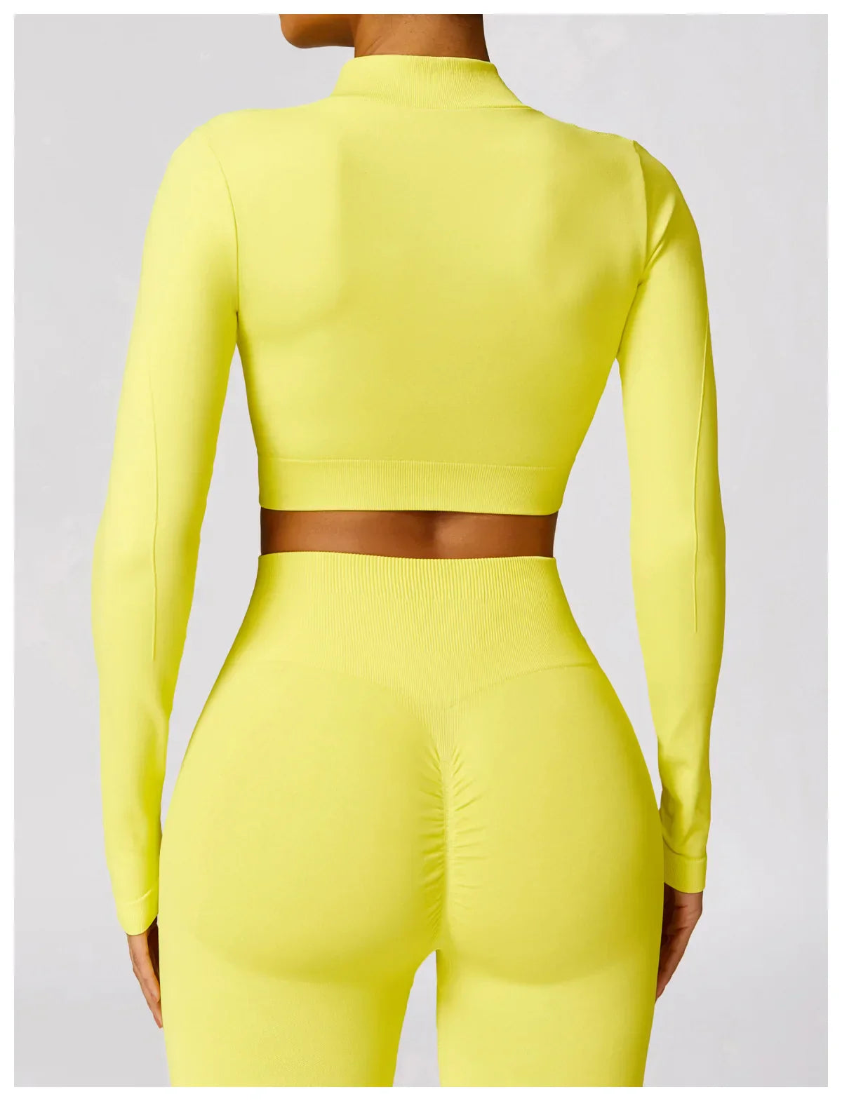 Kurtka sportowa damska z długim rękawem