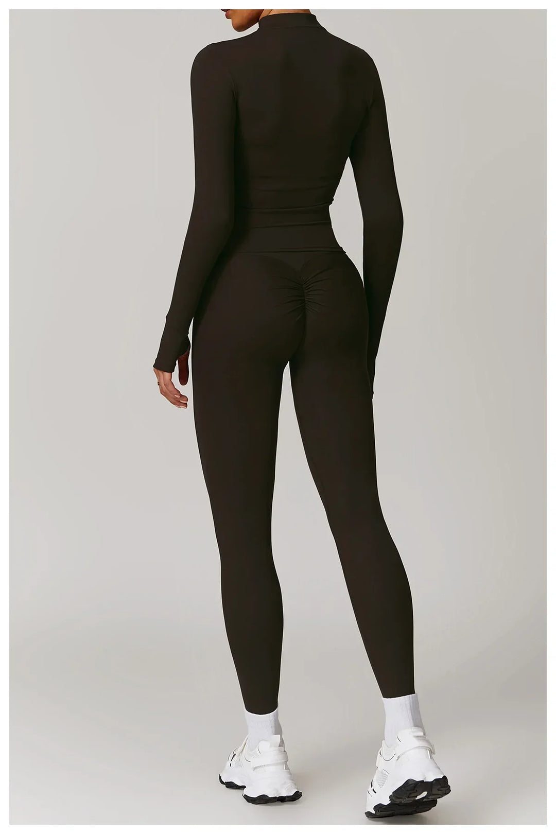 Smukła kurtka sportowa z długim rękawem do użytku na zewnątrz