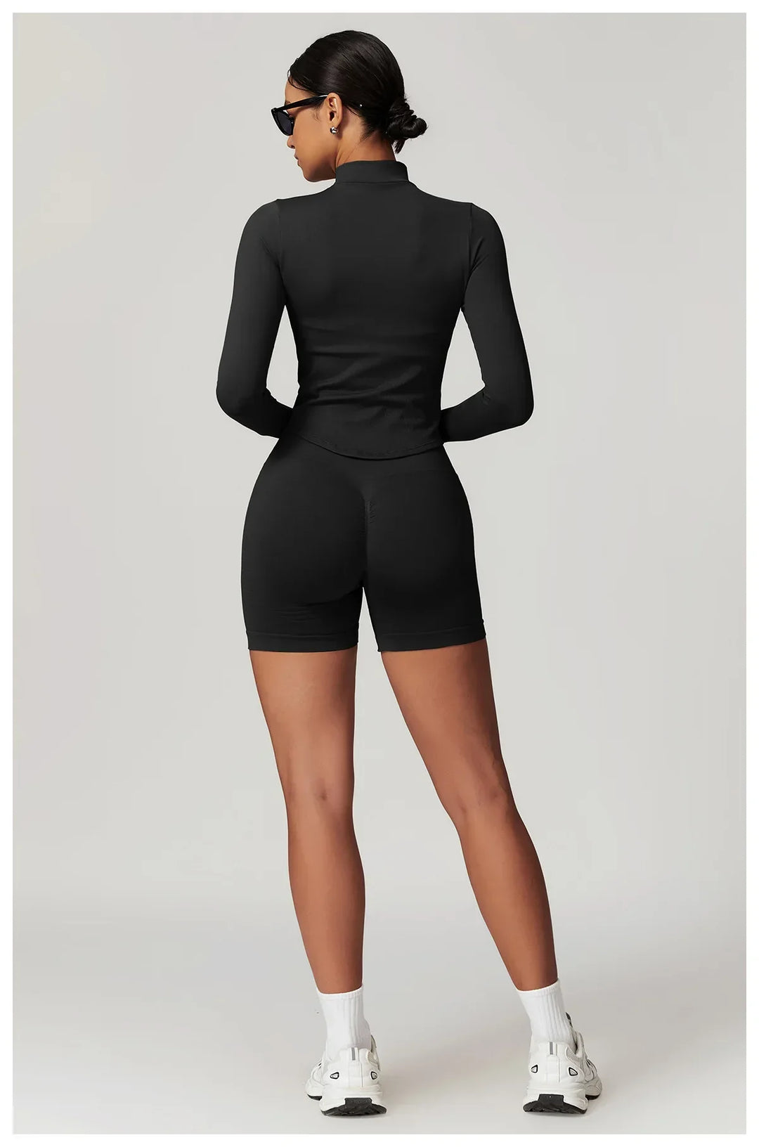 Bezszwowa kurtka z długimi rękawami i zamkiem