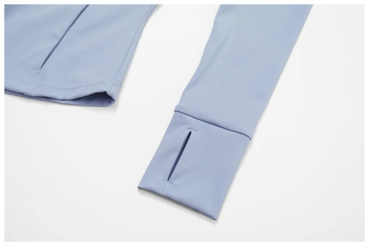 Smukła, wiatroszczelna kurtka sportowa z długim rękawem