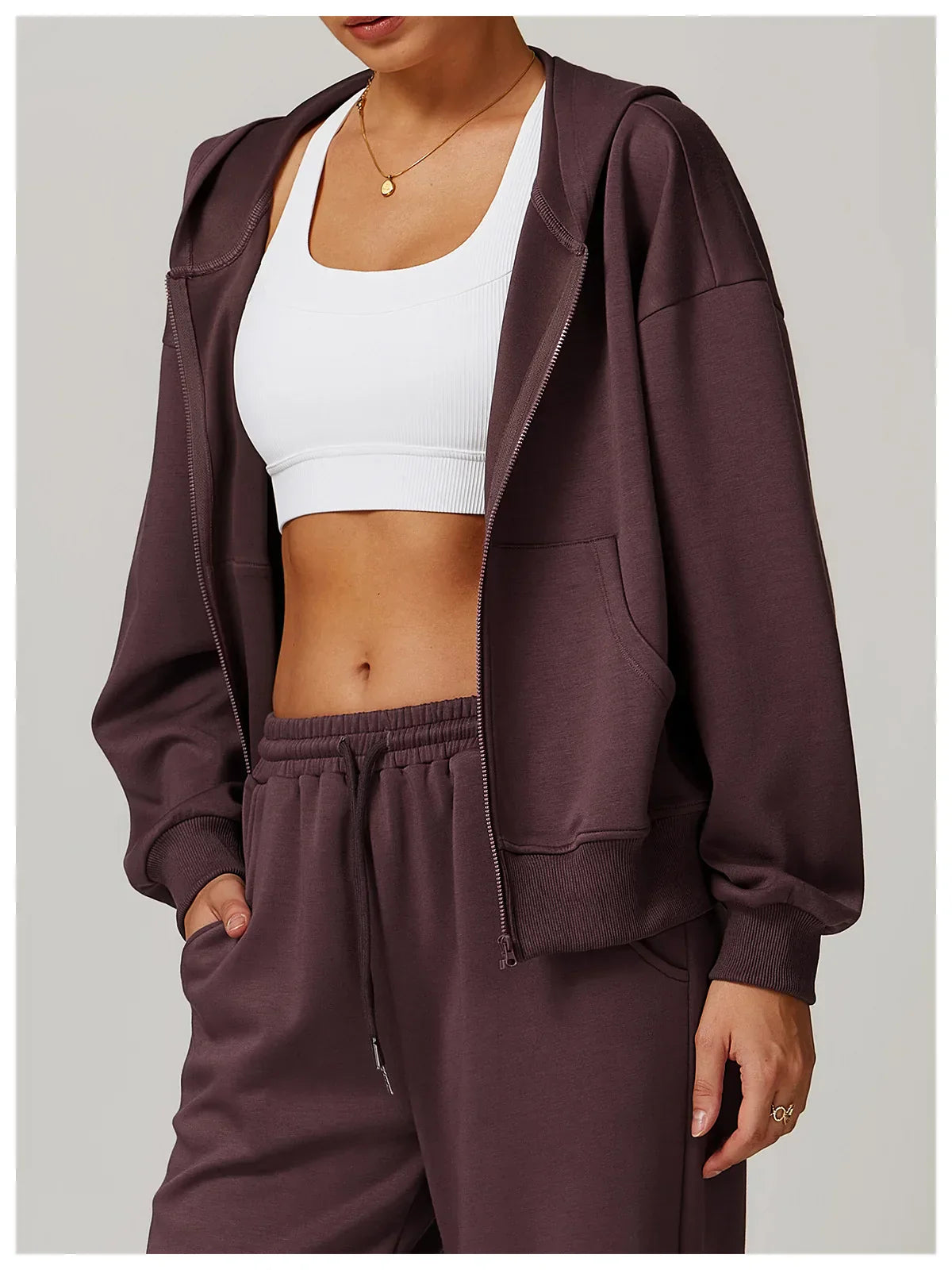 Wytrzymała Luźna Bluza z Kapturem i Długimi Rękawami