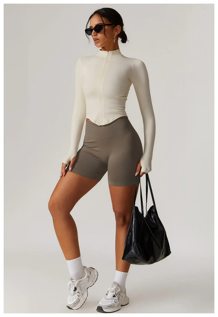 Bezszwowa kurtka z długimi rękawami i zamkiem