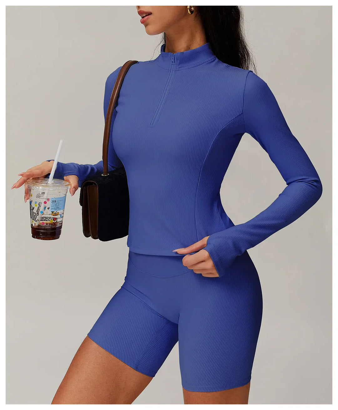 Damska kurtka do jogi z długim rękawem i półsuwnym zamkiem