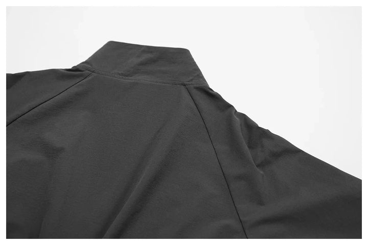 Damska kurtka do fitnessu z długim rękawem na zewnątrz