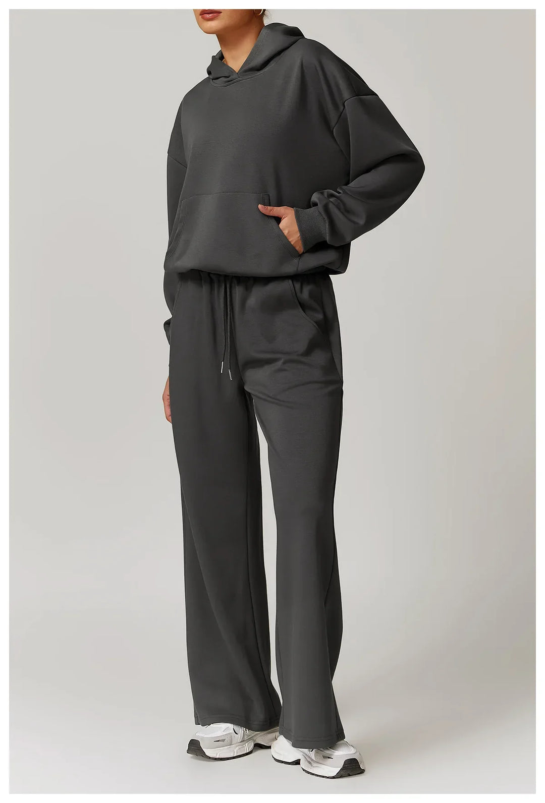 Długo rękawowa kurtka na zewnątrz