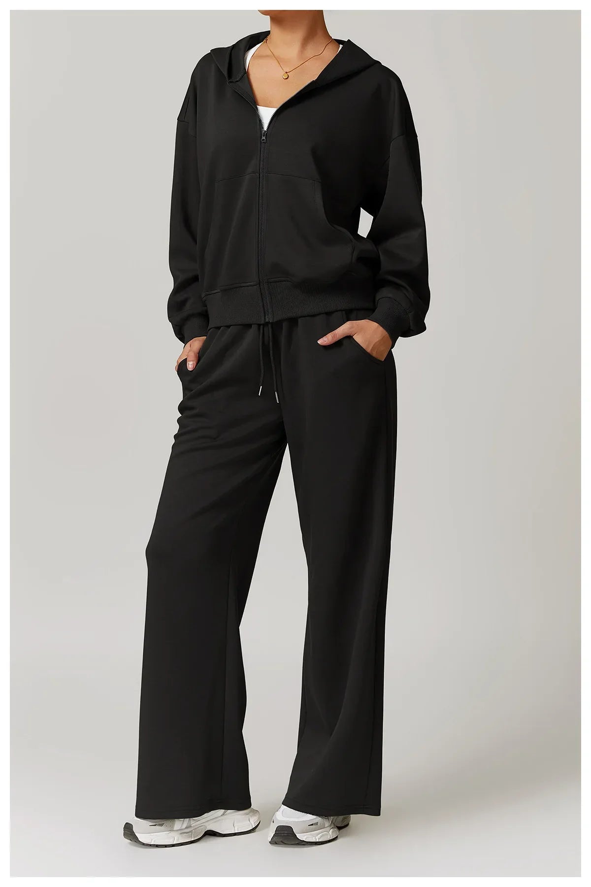 Wytrzymała Luźna Bluza z Kapturem i Długimi Rękawami