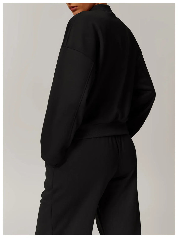 Luźna dresowa kurtka z zamkiem błyskawicznym i długim rękawem