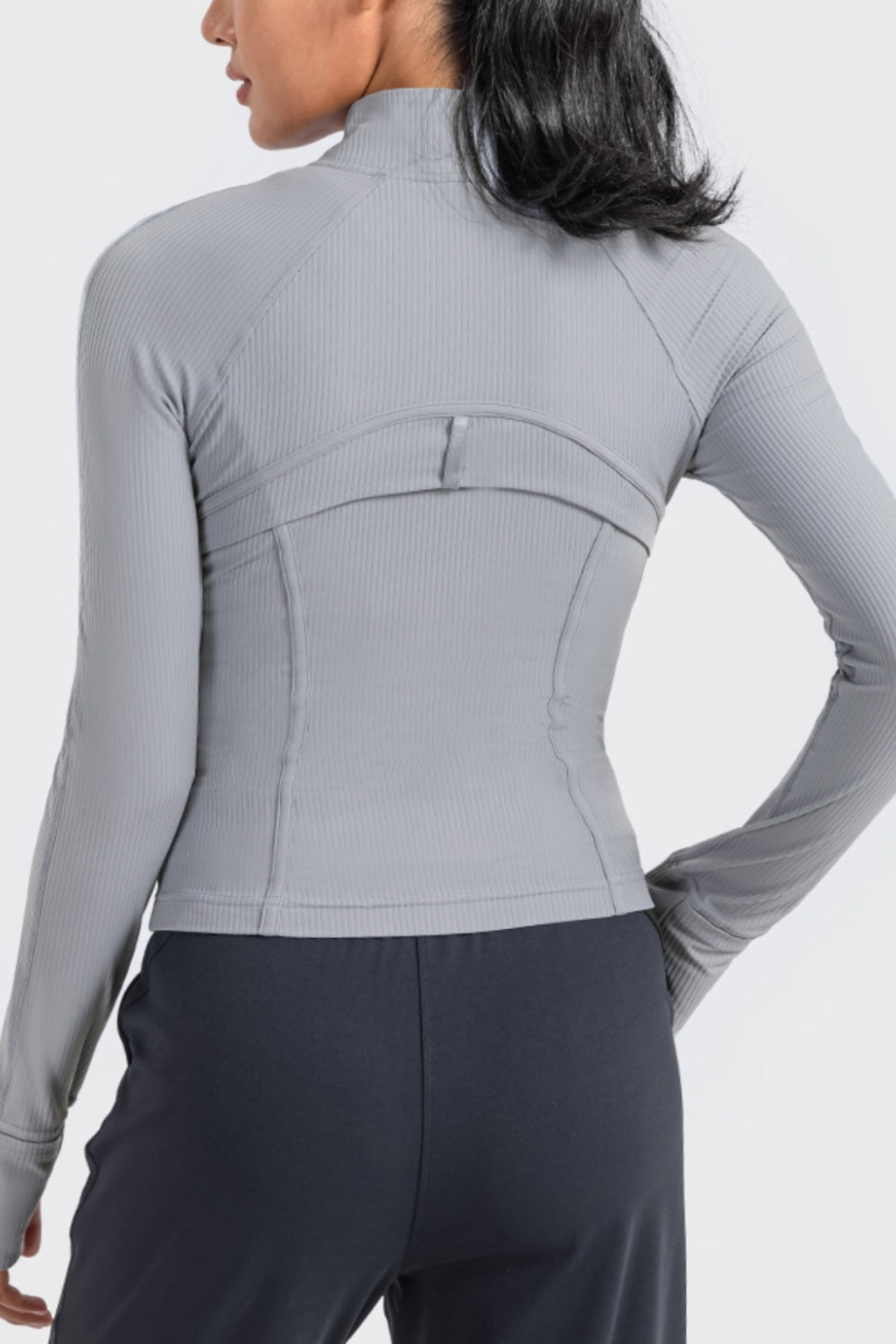 Długo rękawowa kurtka sportowa z zamkiem